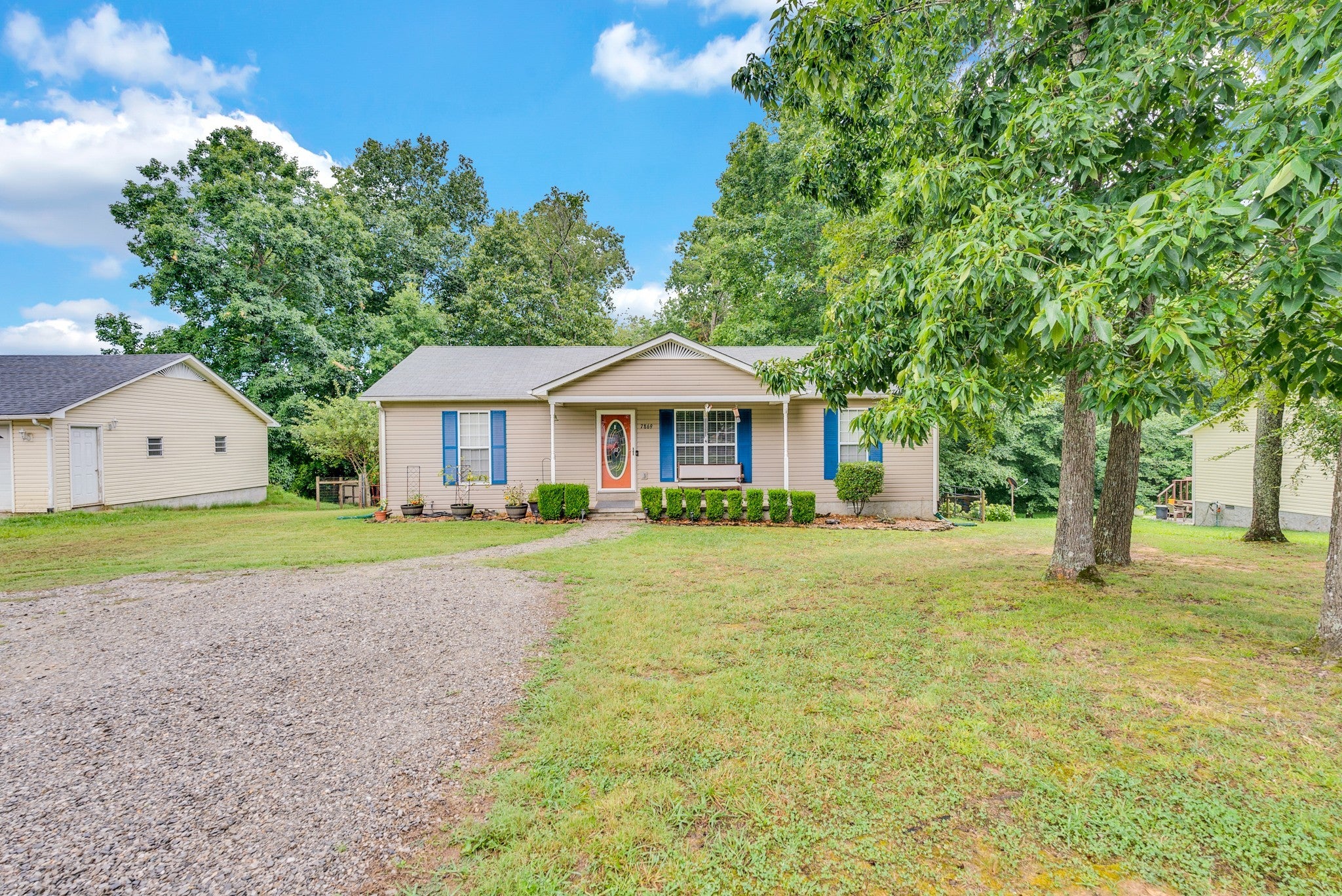 Photo of Listing #2944104