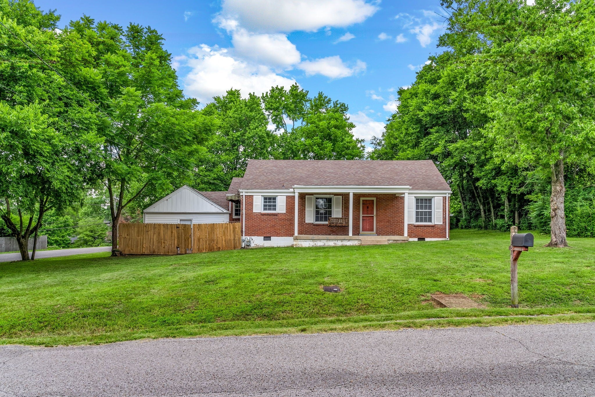 Photo of Listing #2944170