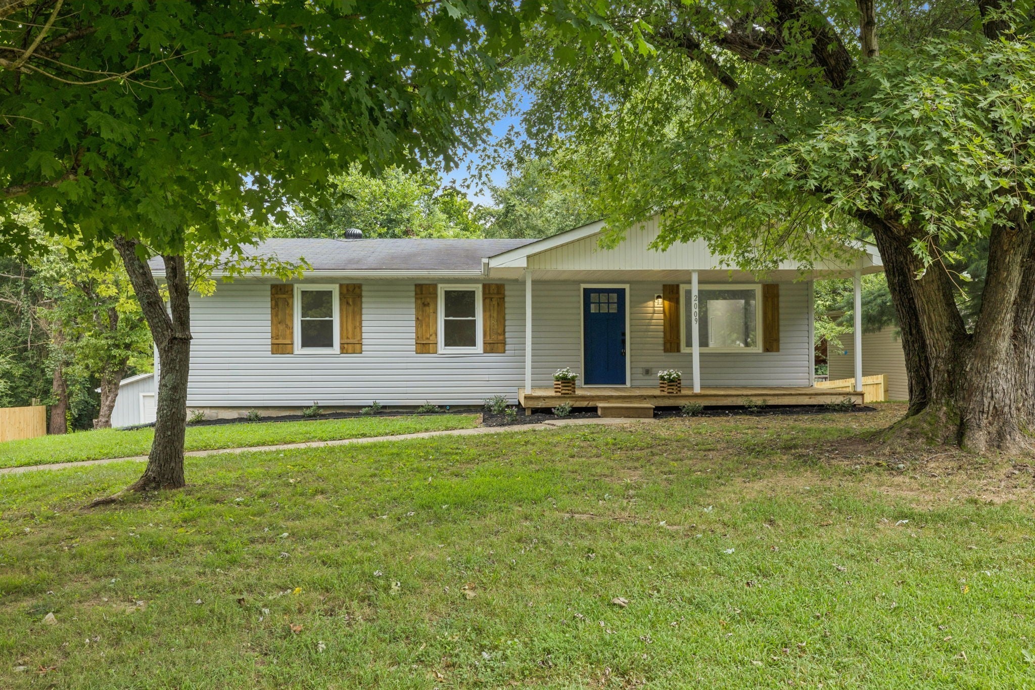 Photo of Listing #2944227