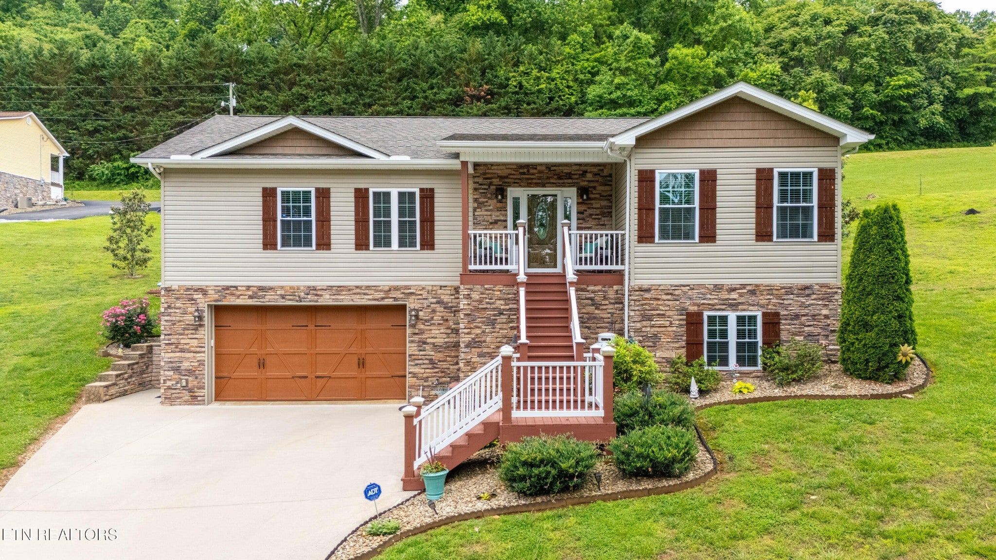 Photo of Listing #2944413