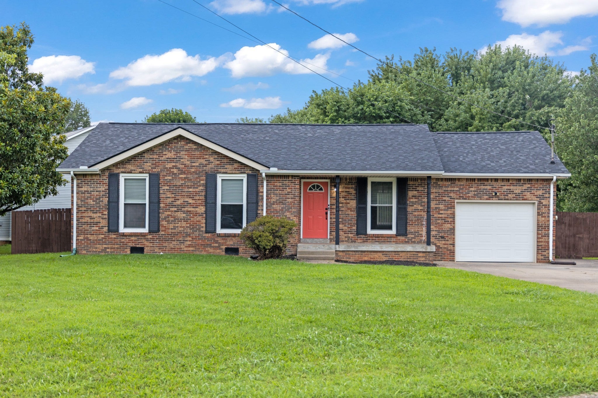 Photo of Listing #2944427