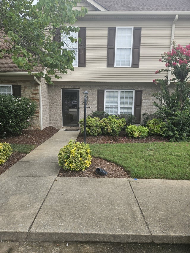 1182 Long Hollow Pike G3, Gallatin