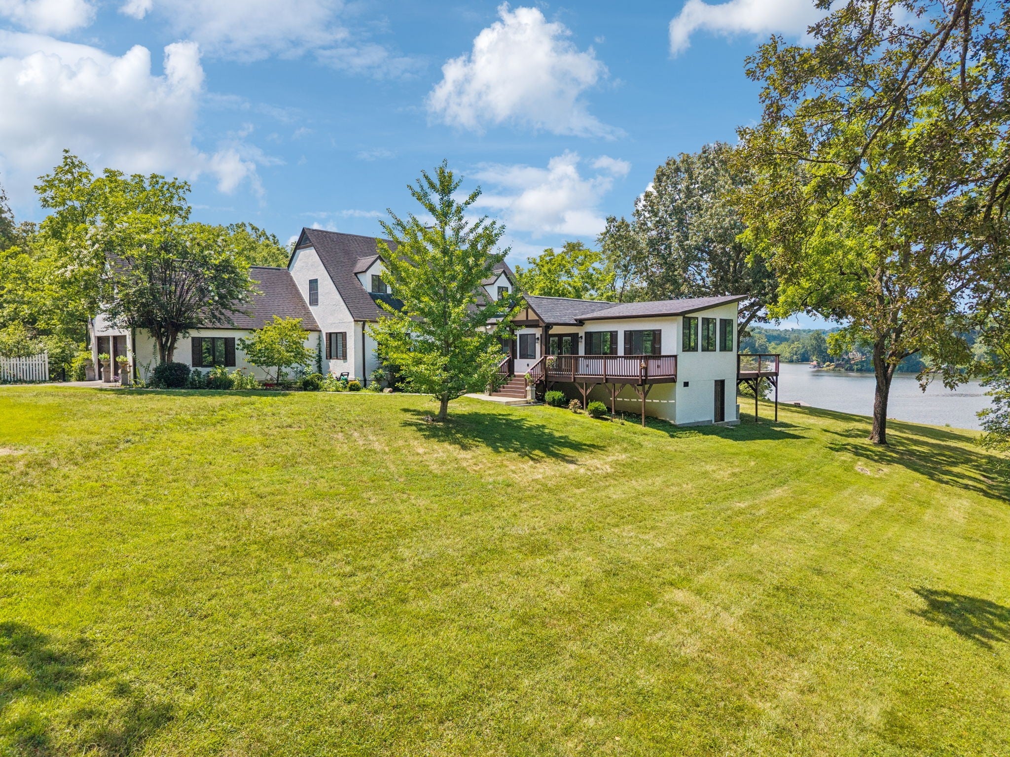 Photo of Listing #2944681