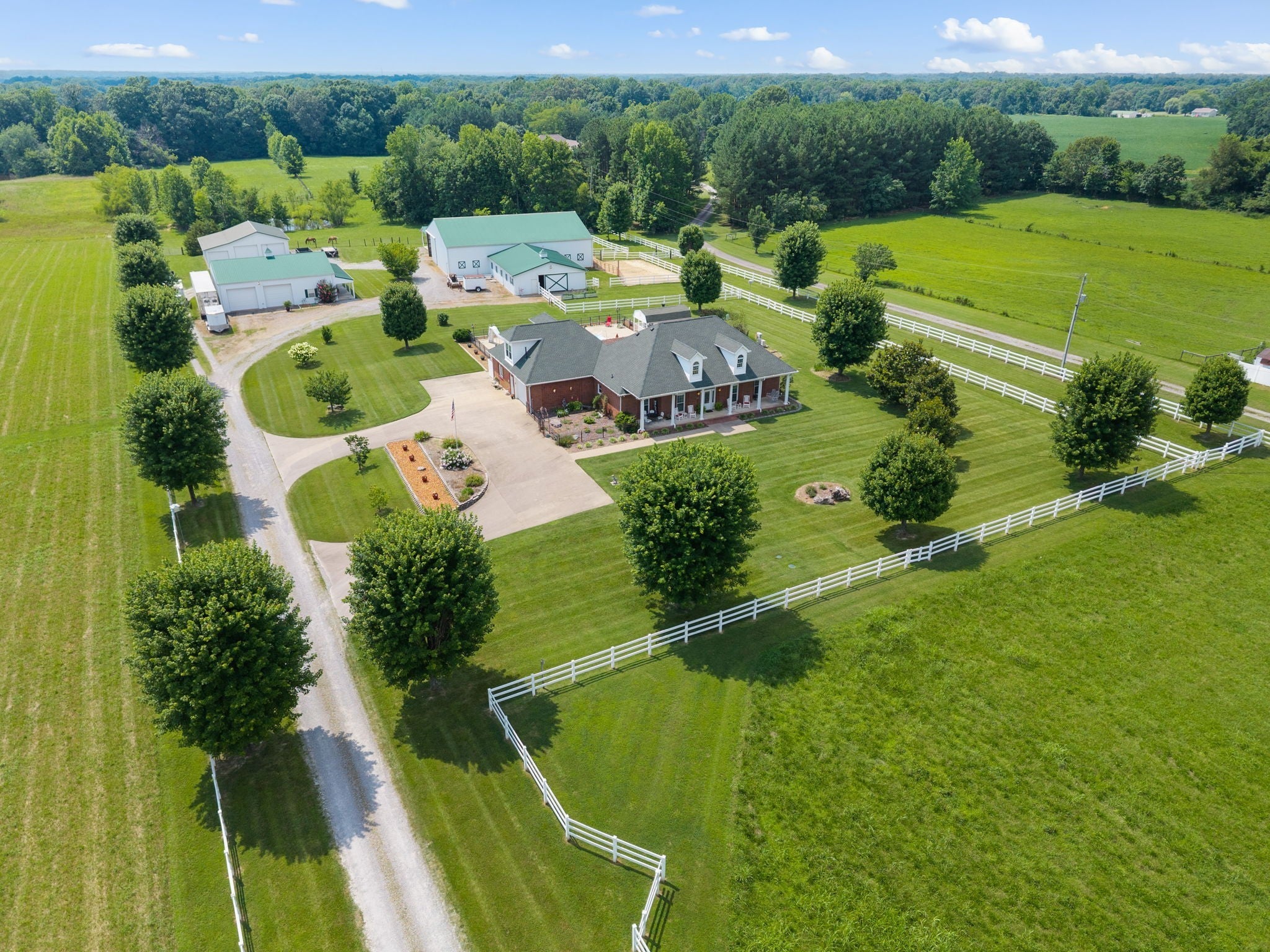 Photo of Listing #2945313