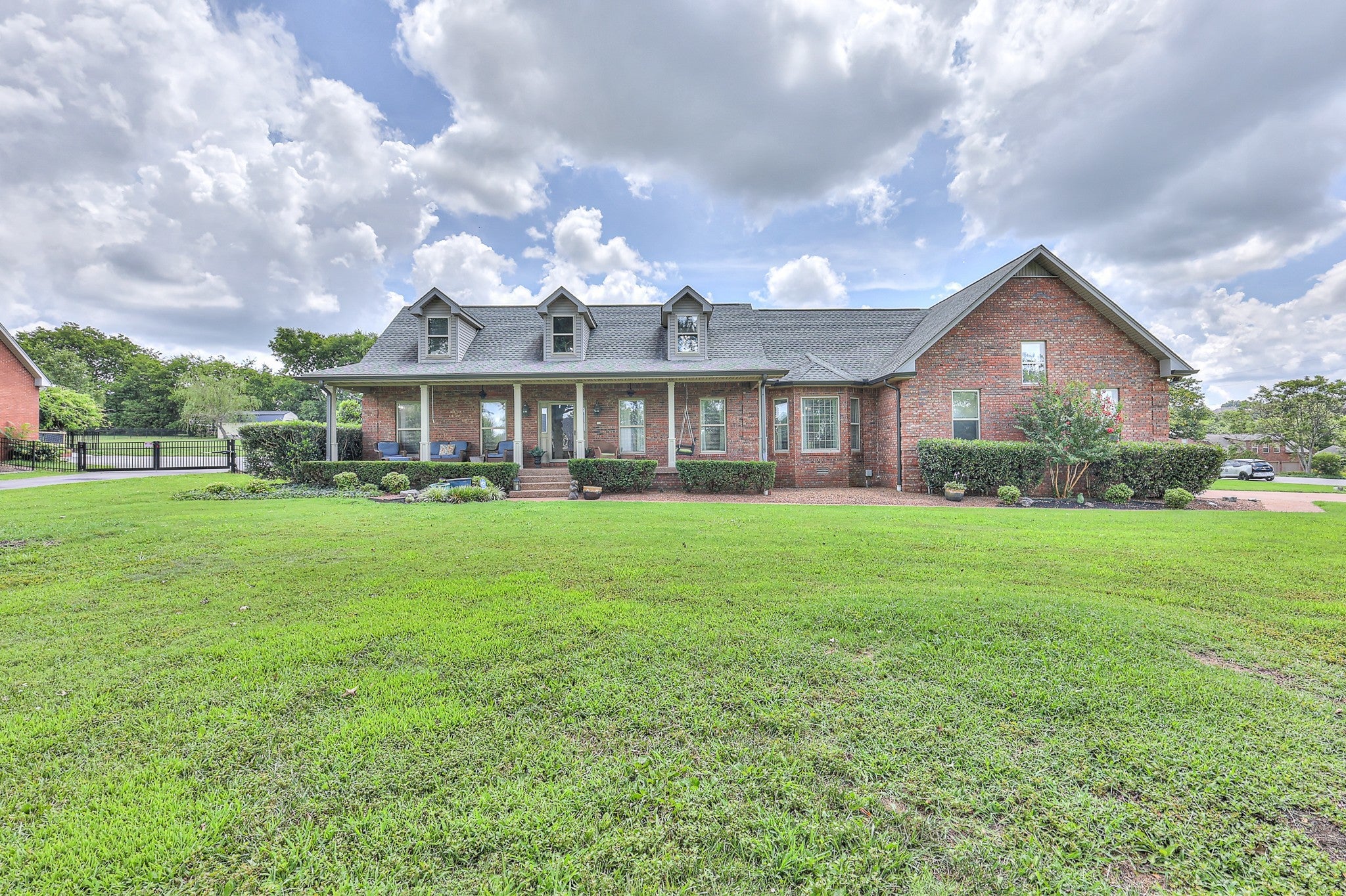 Photo of Listing #2945367