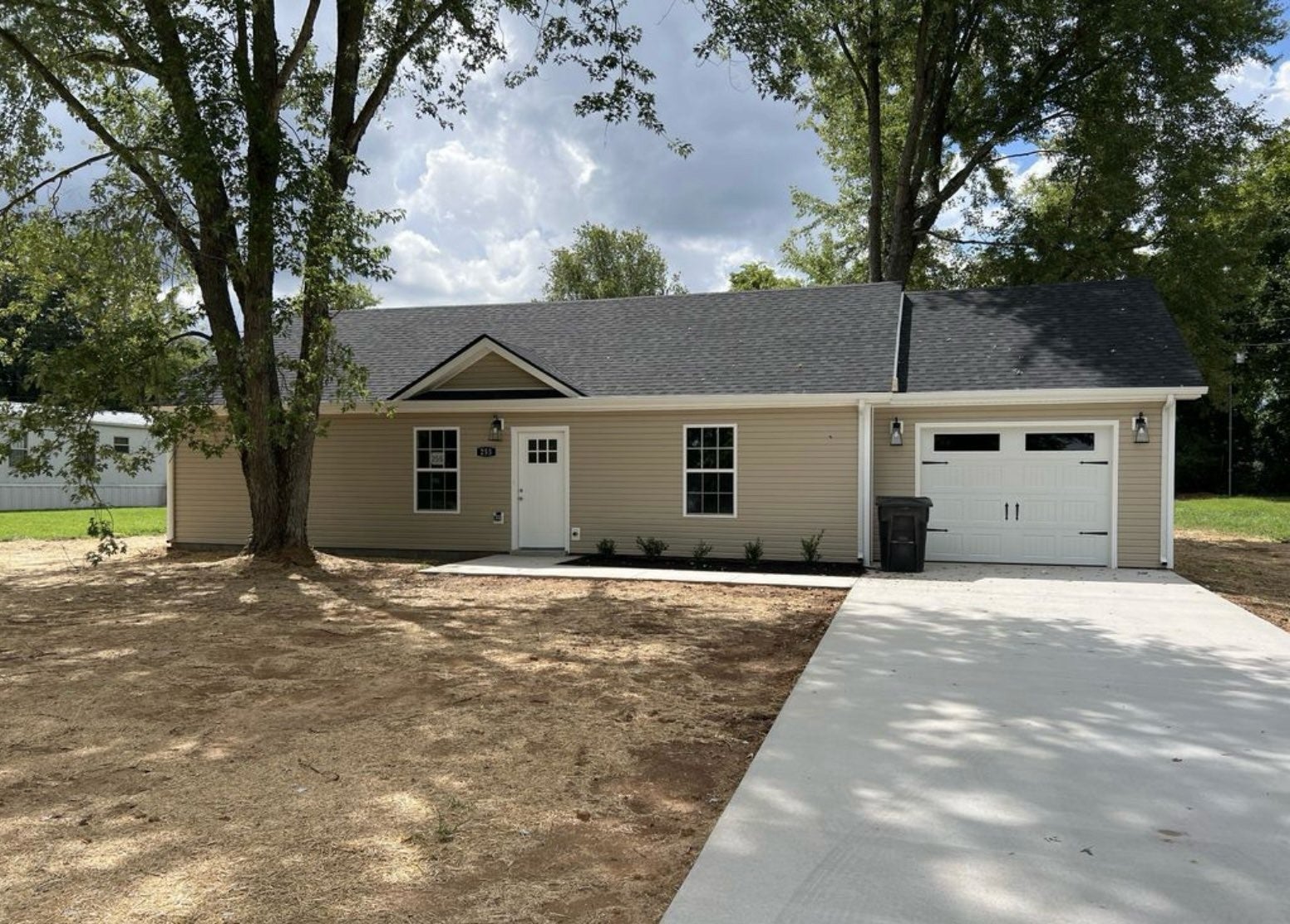 Photo of Listing #2945402