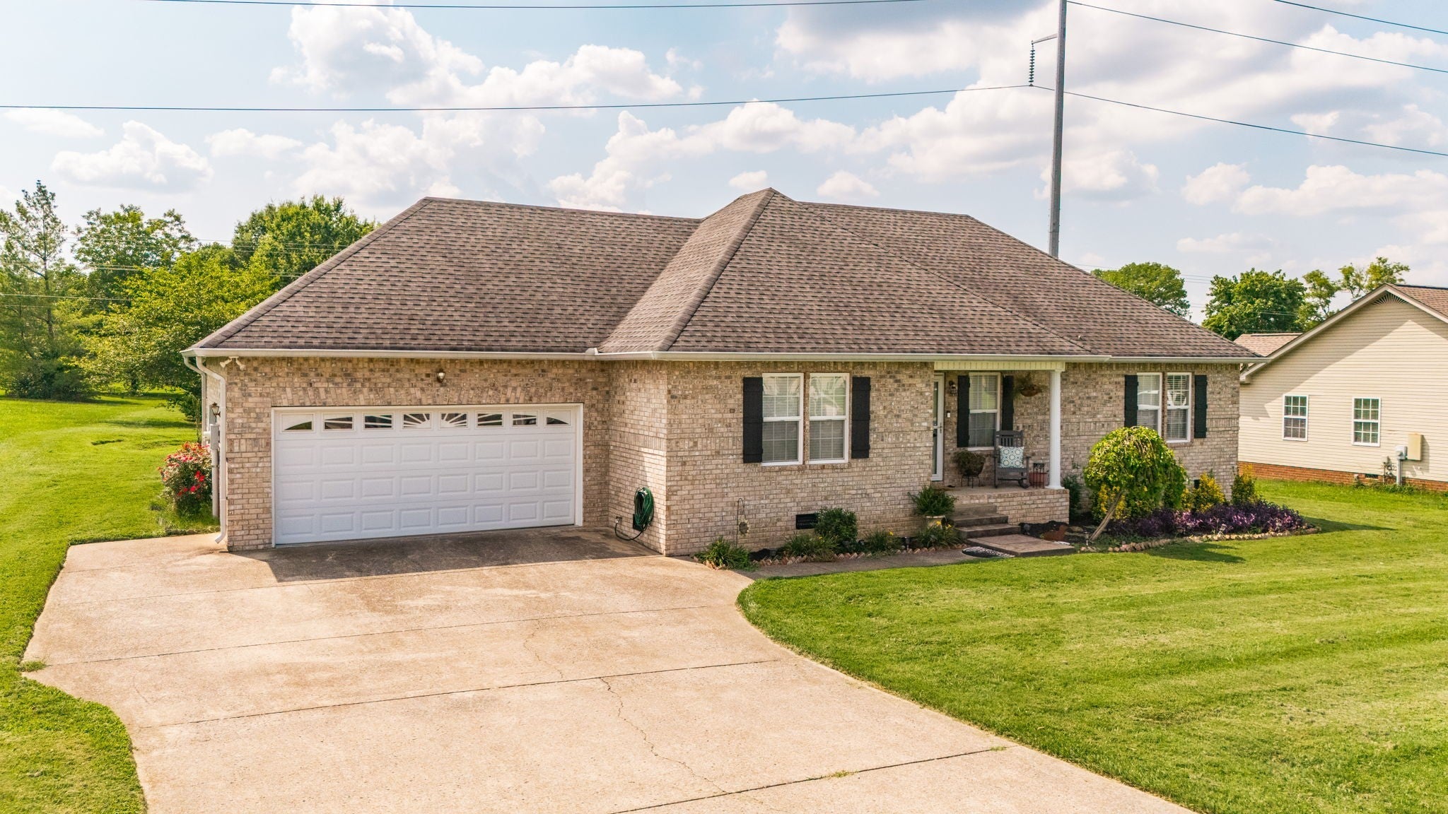 Photo of Listing #2945405