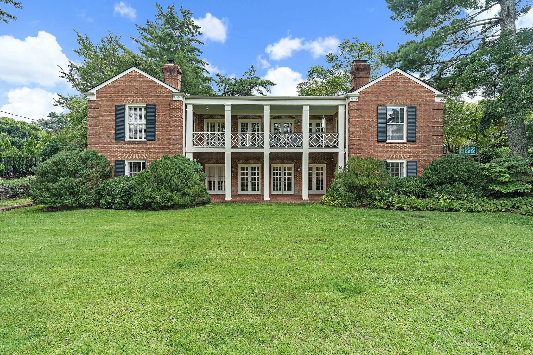 Photo of Listing #2945565