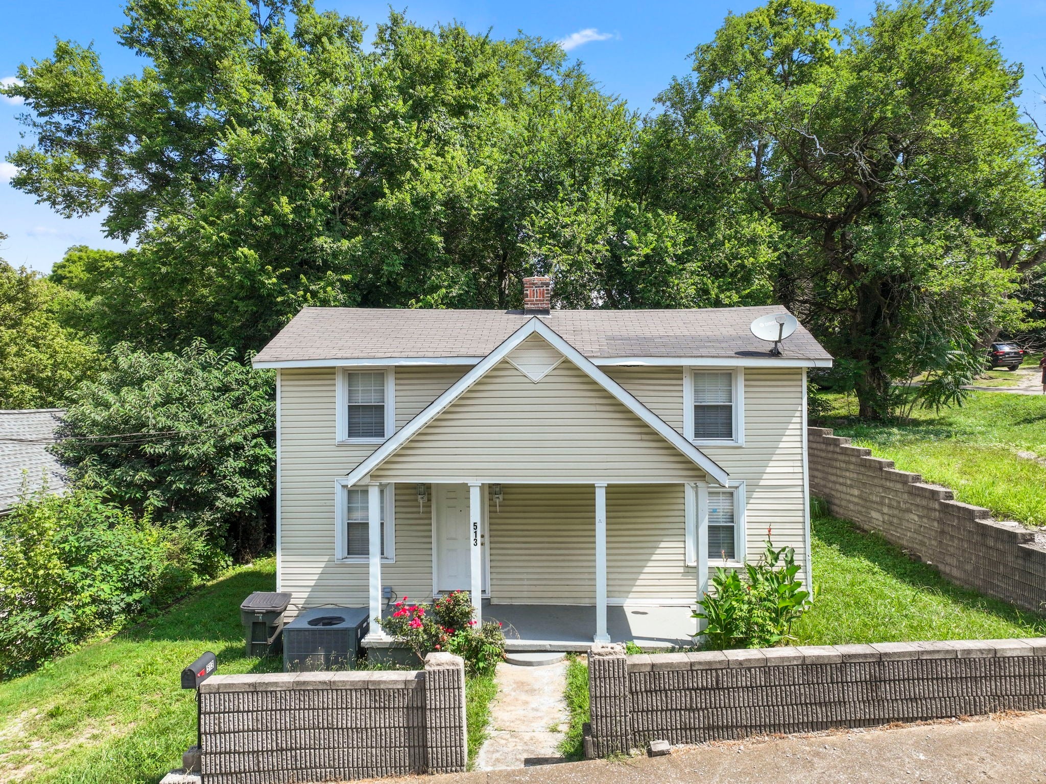 Photo of Listing #2945883