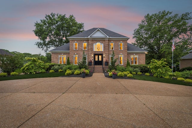 721 Jones Pkwy, Brentwood