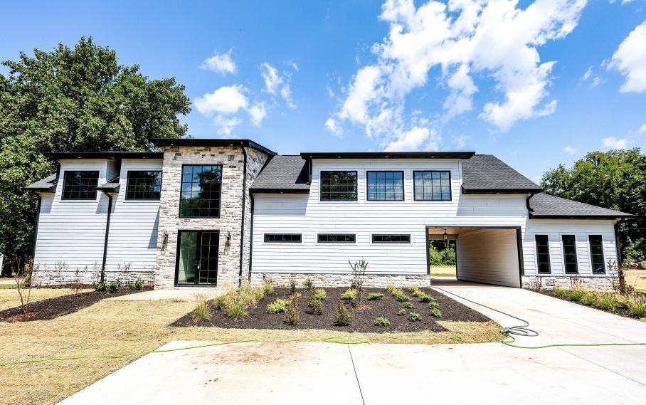 Photo of Listing #2946268