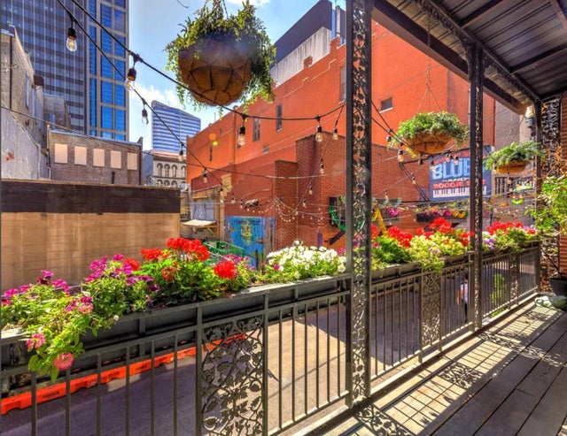 211 Printers Aly 300, Nashville