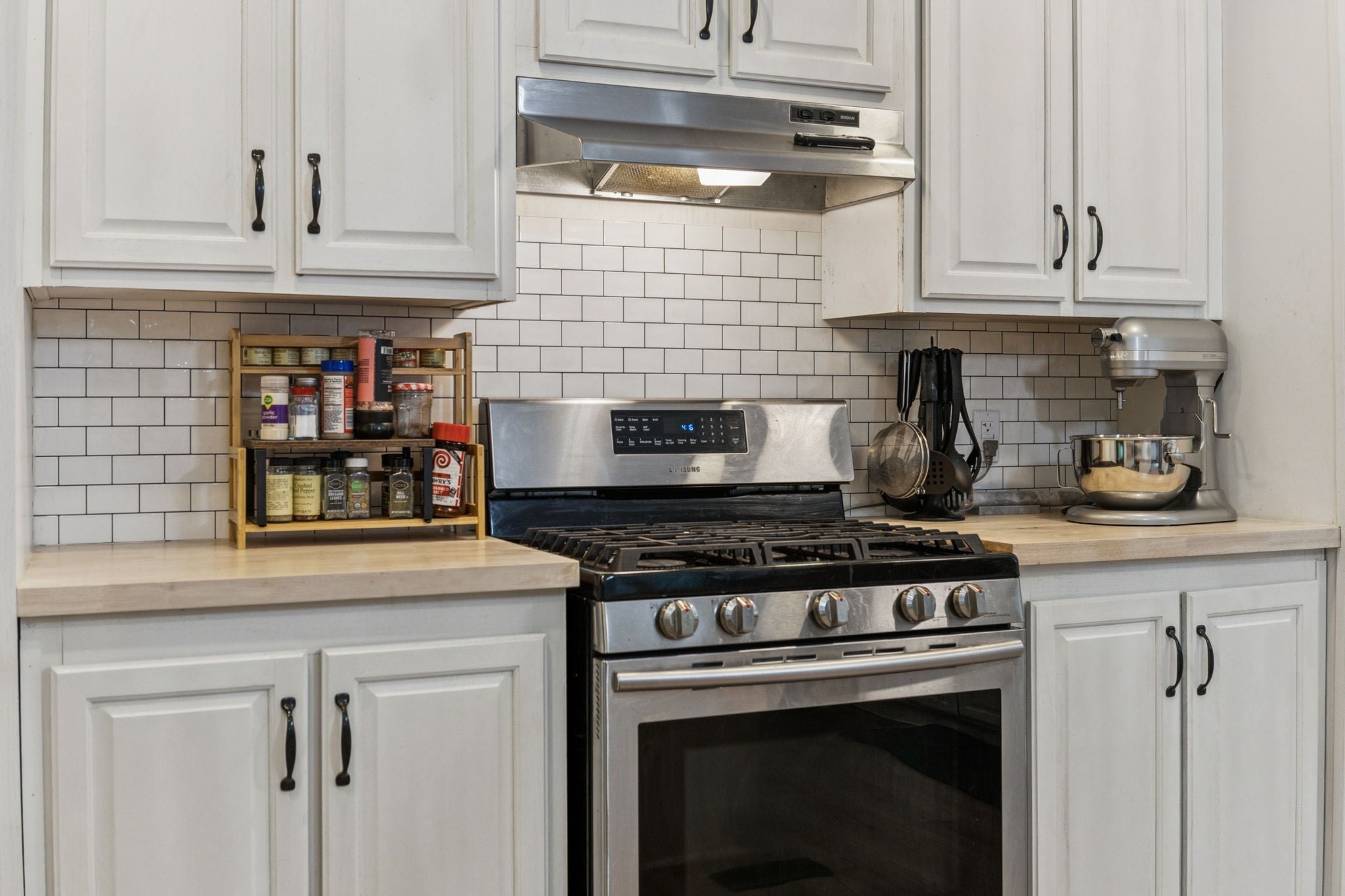 Photo of Listing #2946326