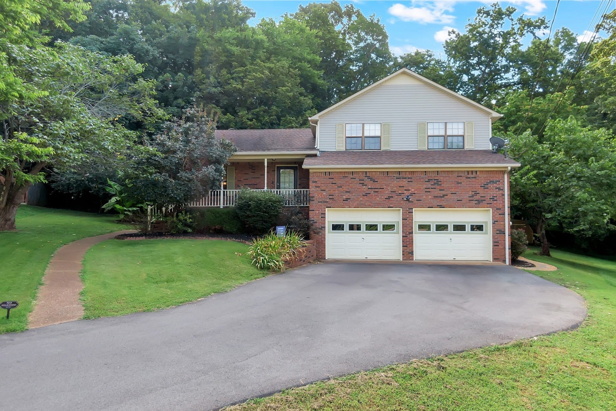 Photo of Listing #2946443