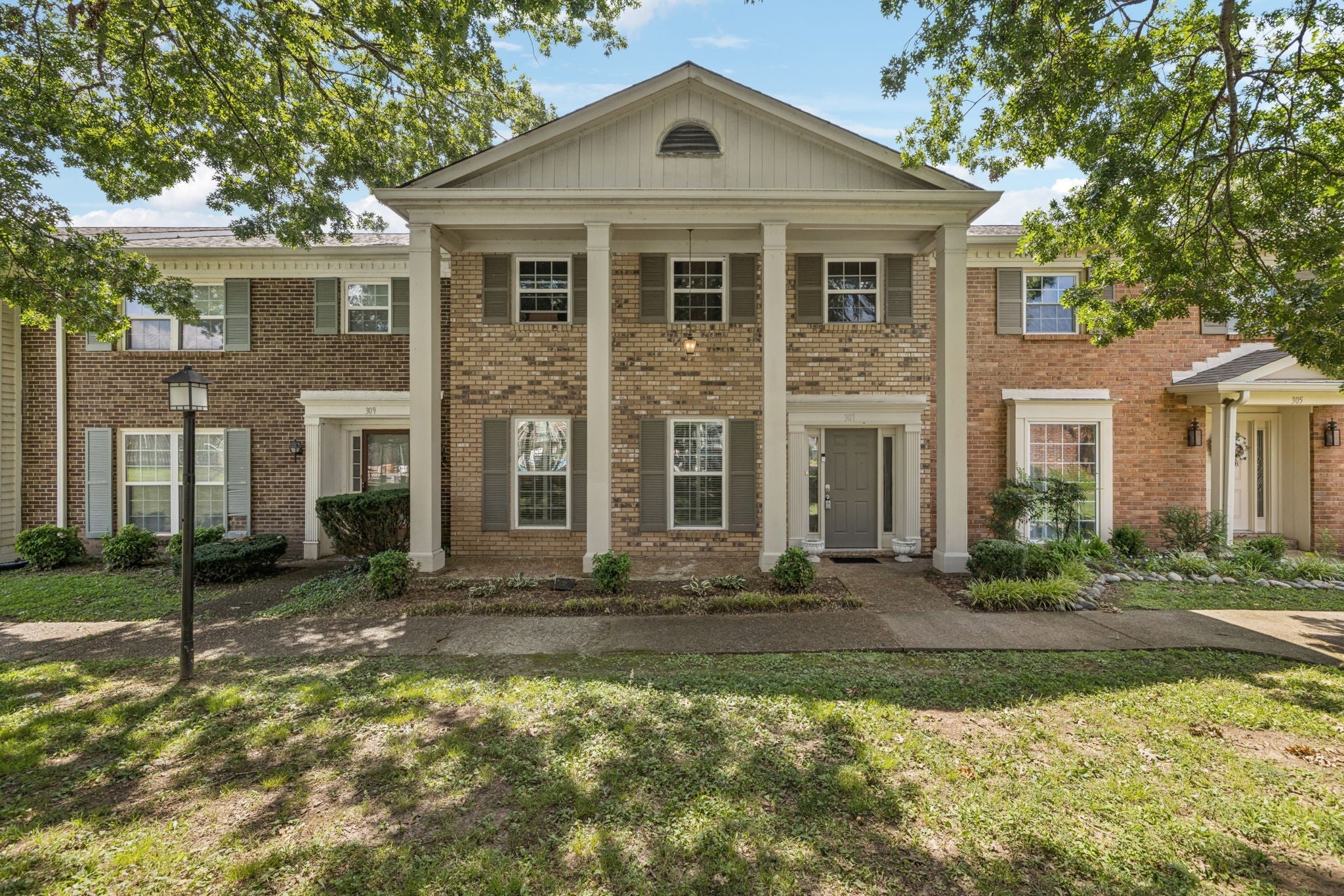 Photo of Listing #2946446