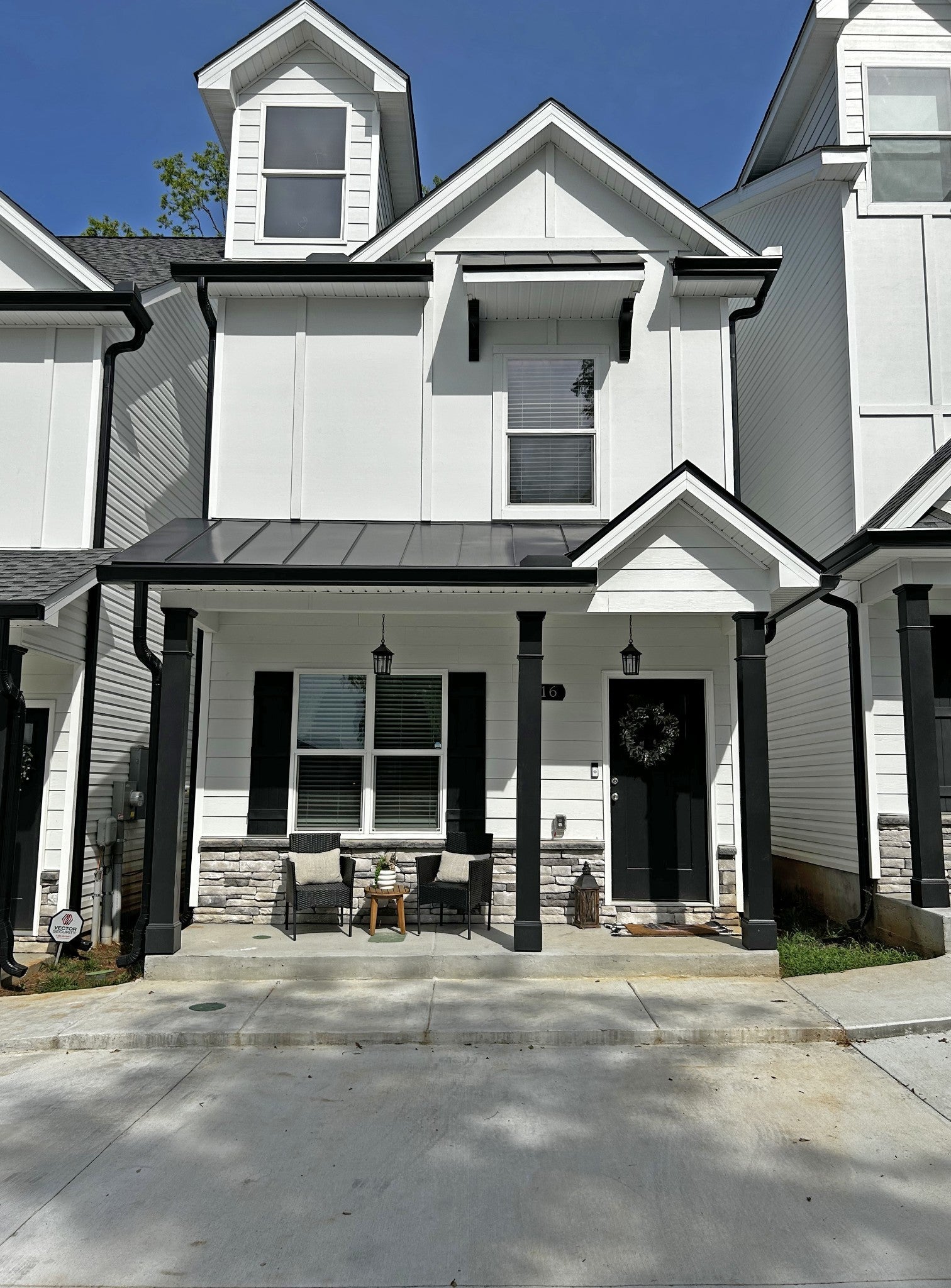 Photo of Listing #2946879