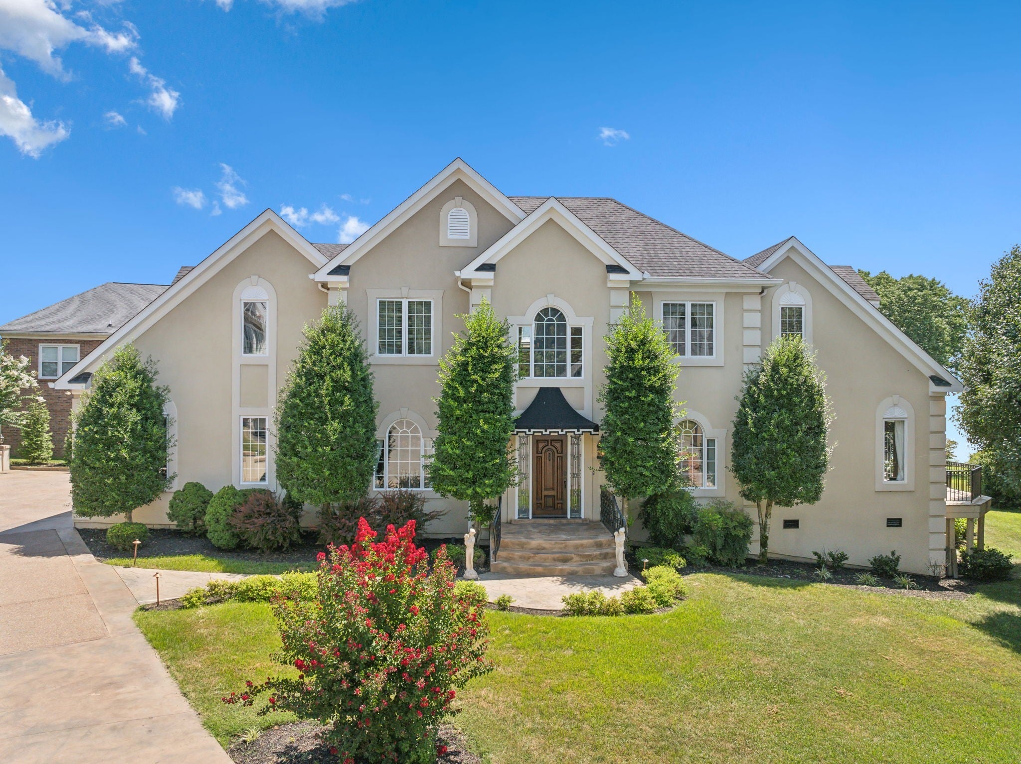 Photo of Listing #2946927