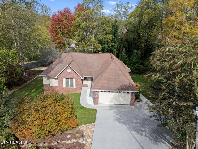 407 Tecumseh Point, Loudon