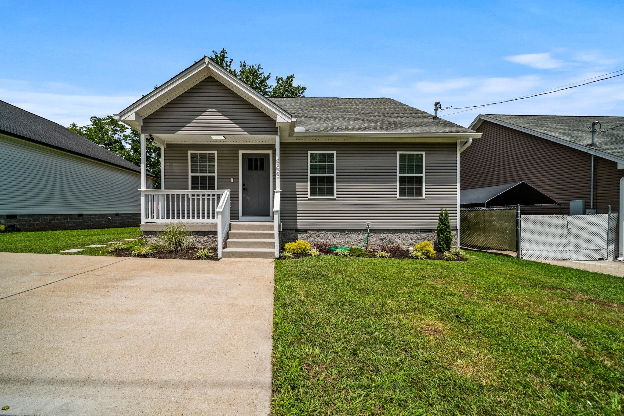 Photo of Listing #2957483