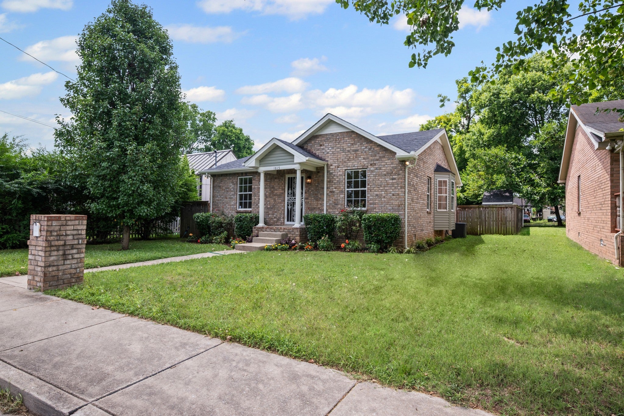 Photo of Listing #2957487