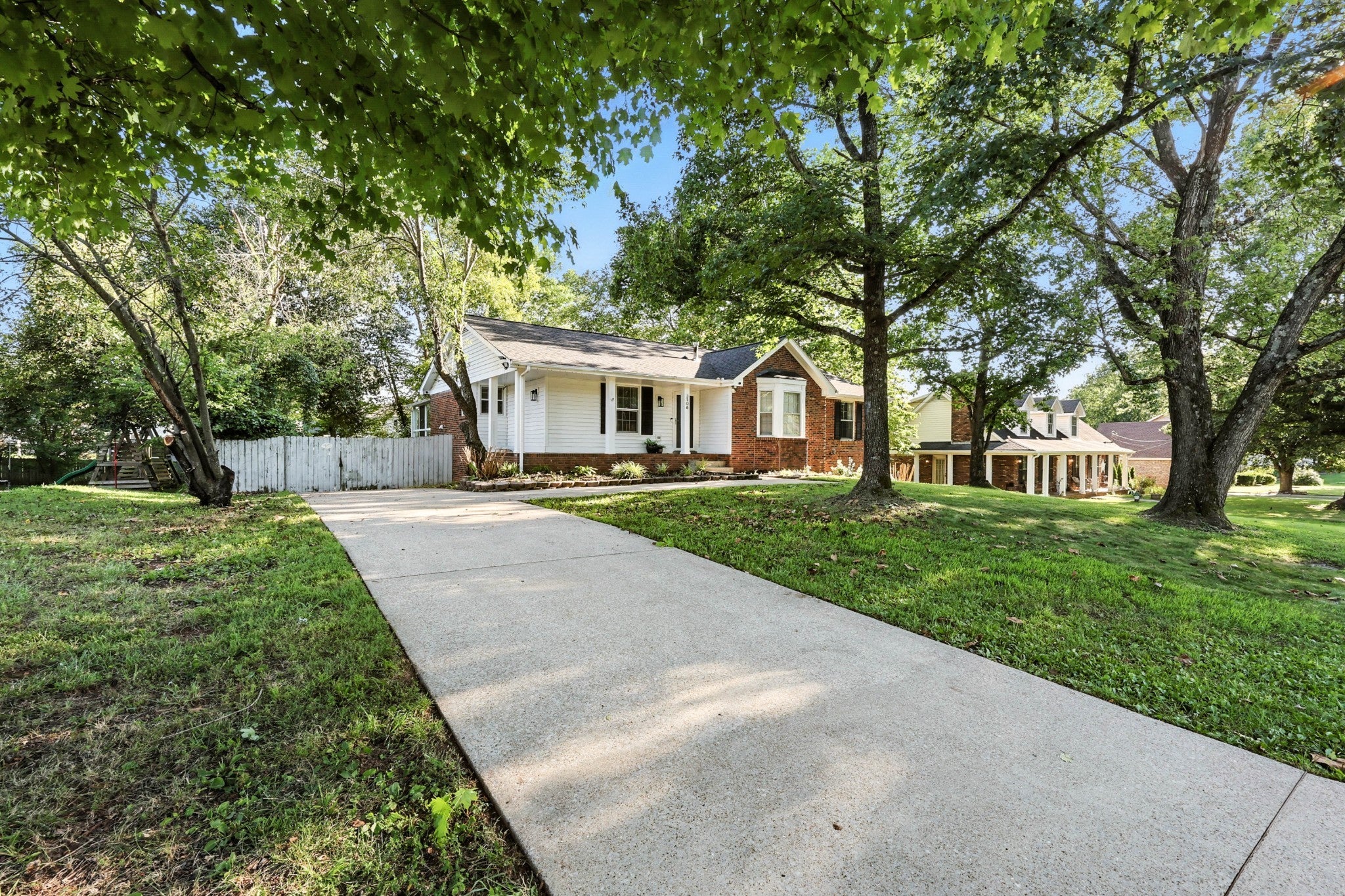Photo of Listing #2957534