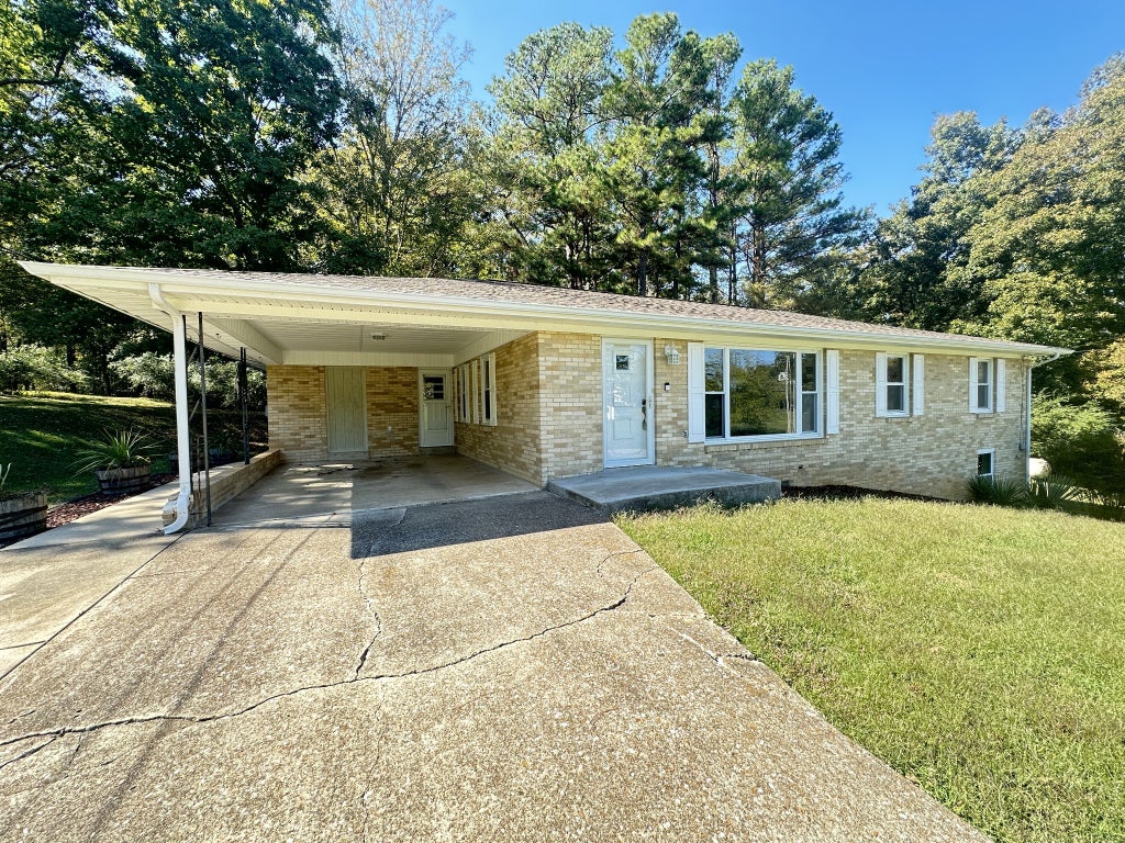 544 E Church St, Dover