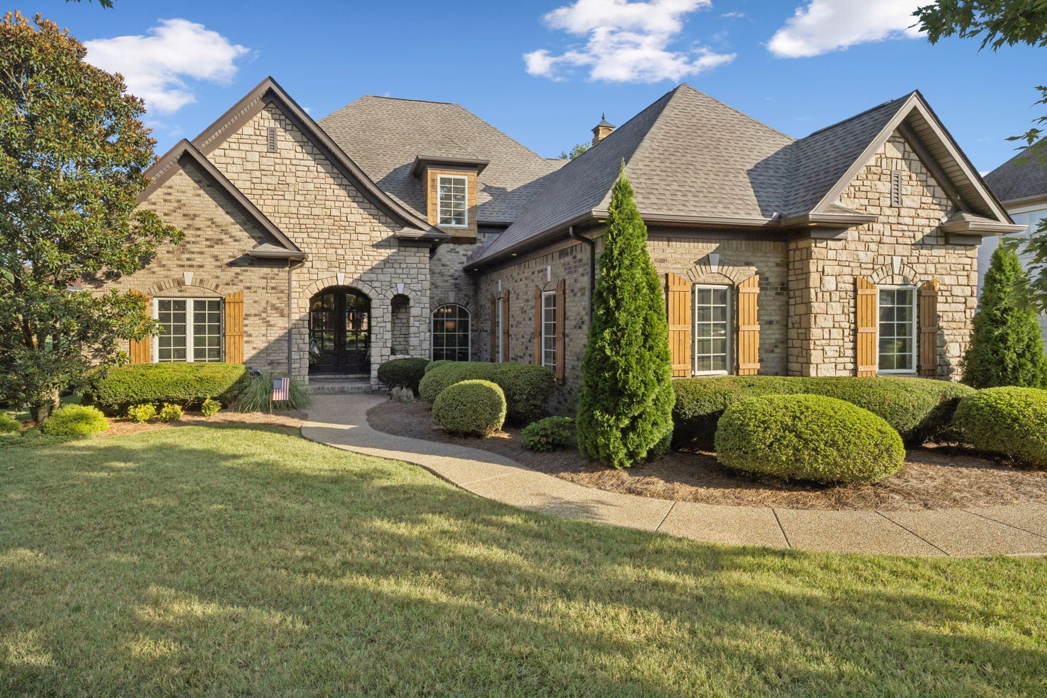 Photo of Listing #2957573