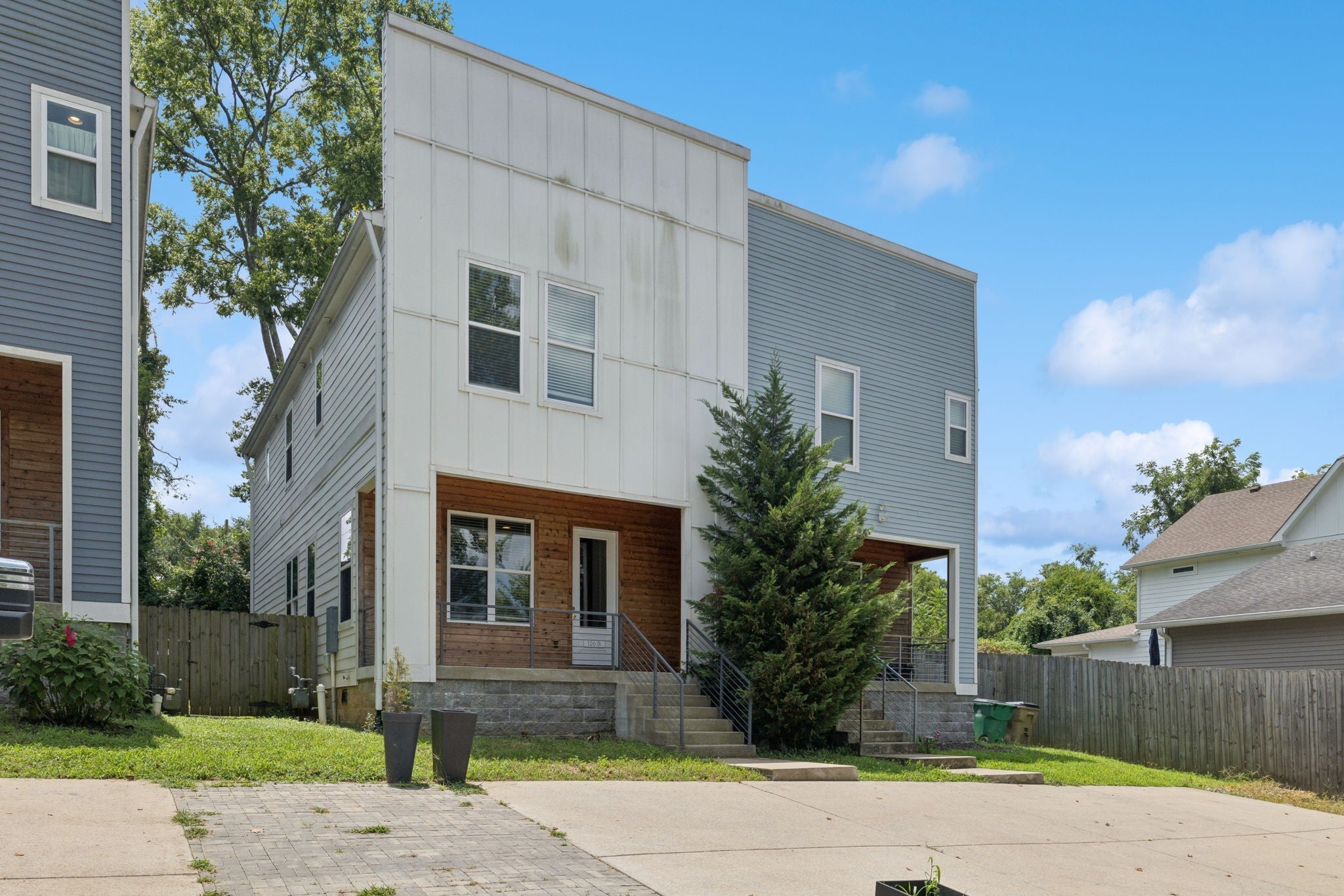 Photo of Listing #2957617