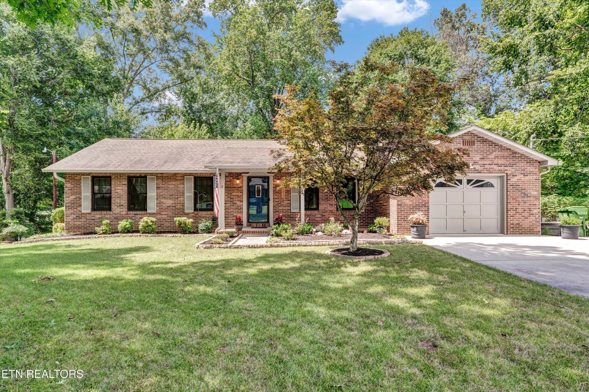 Photo of Listing #2957685