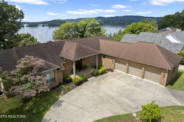 201 High Pointe Village Way, Kingston