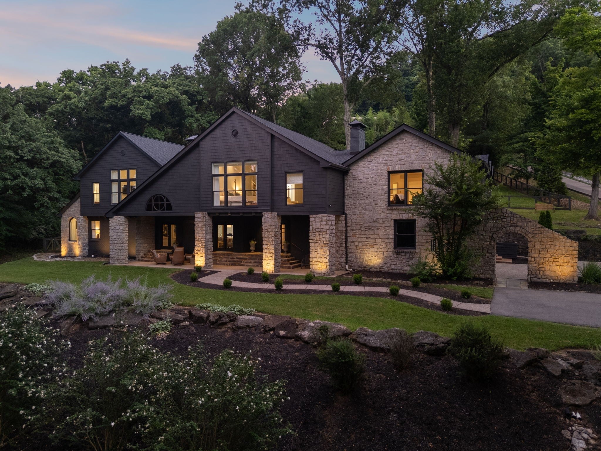 Photo of Listing #2963711