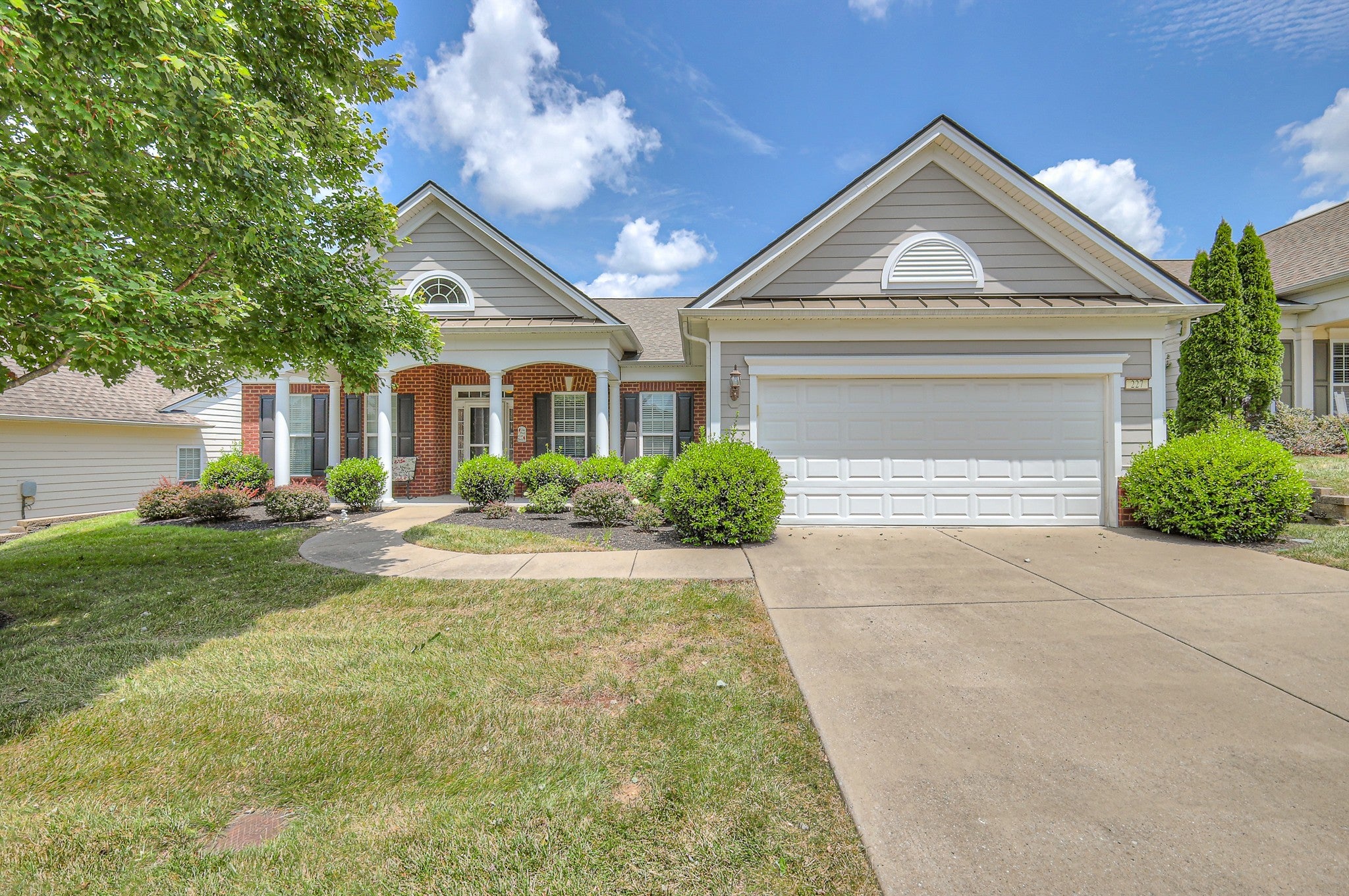 Photo of Listing #2964052