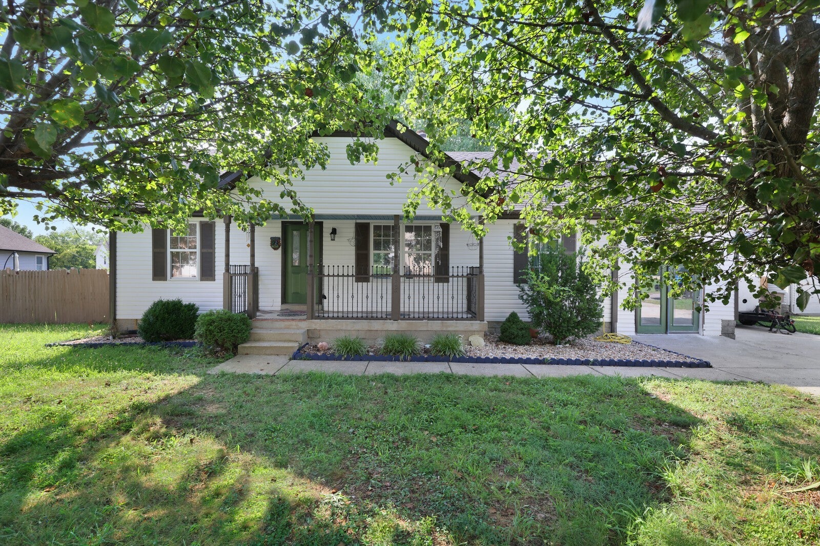 Photo of Listing #2964905