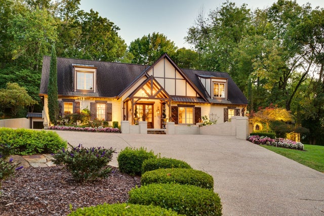 3807 Harding Pl, Nashville