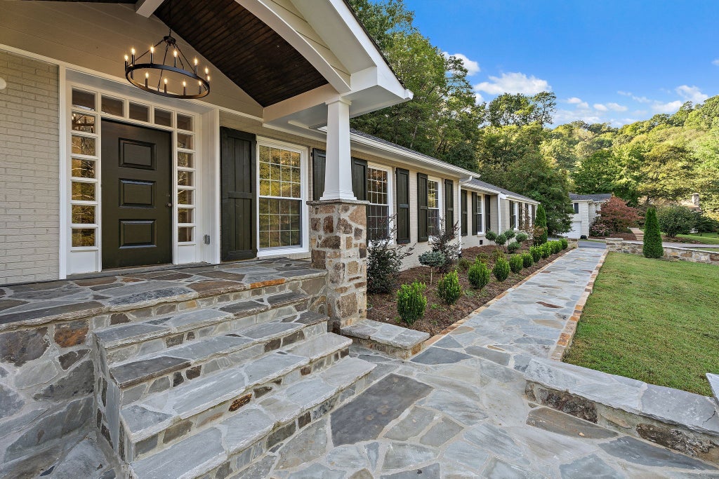 6617 Ellesmere Rd, Nashville