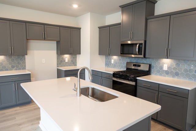 1009 Stoney Brook Pvt Bend, Gallatin