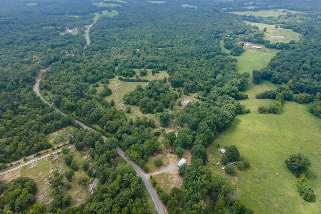 488 Lower Halls Mill Rd, Shelbyville