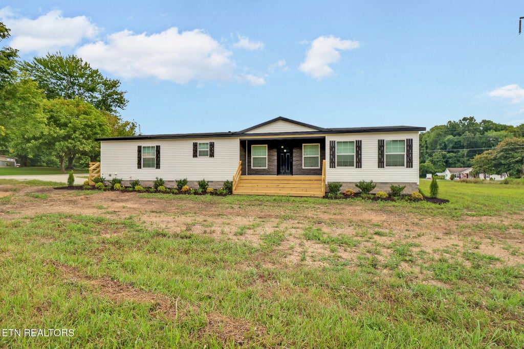 420 Southern Lane, Oneida