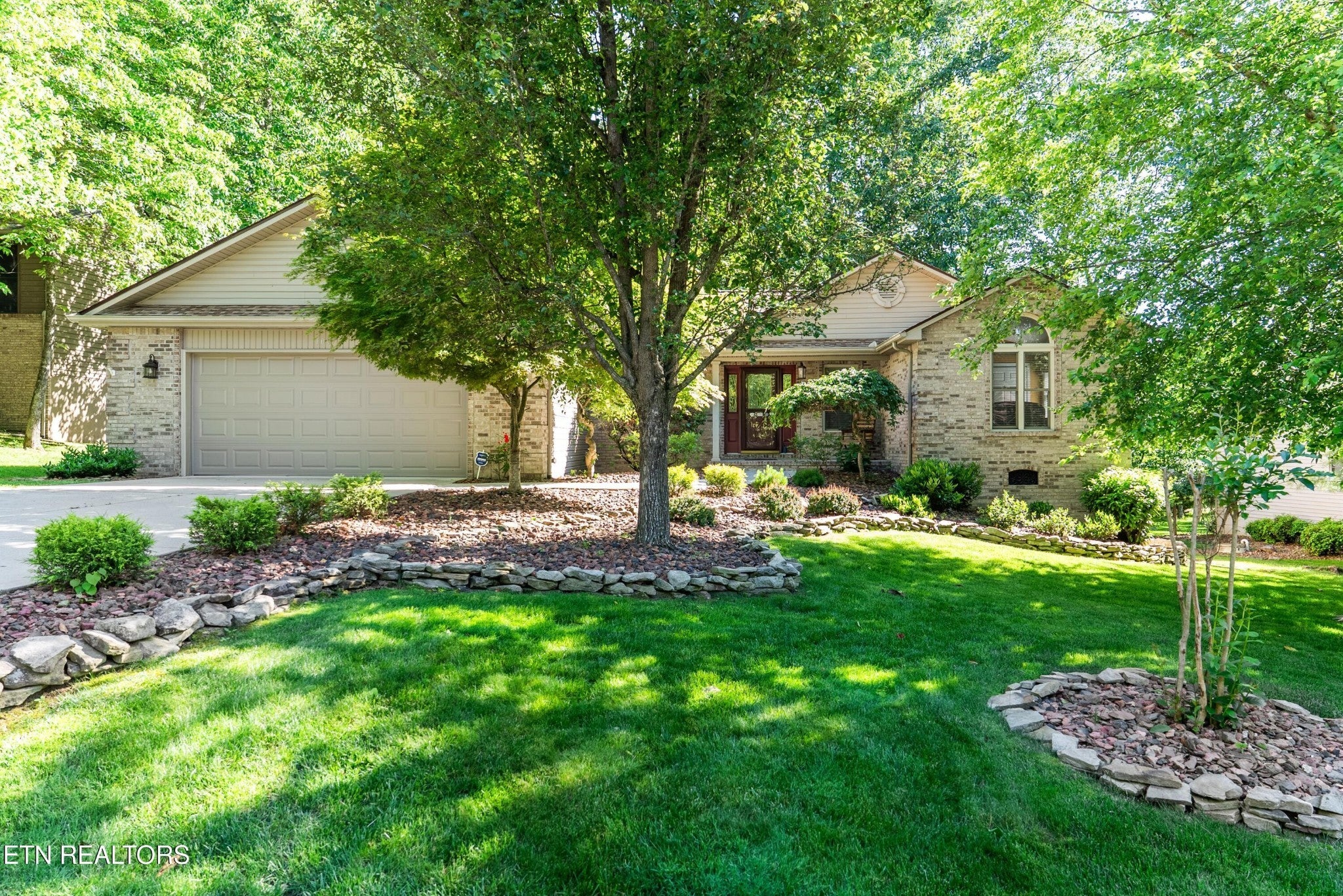 Photo of Listing #2968379