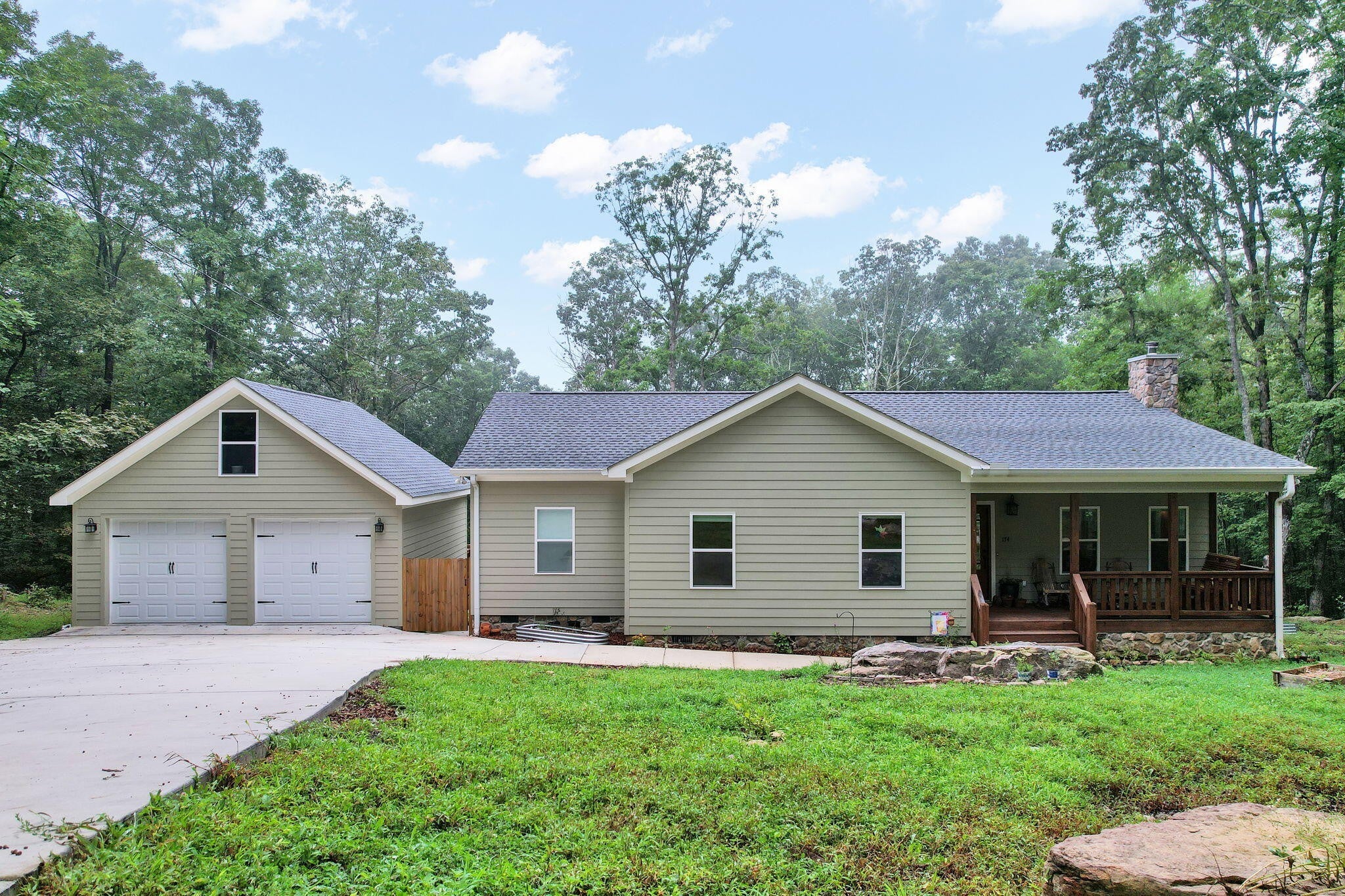 Photo of Listing #2968392
