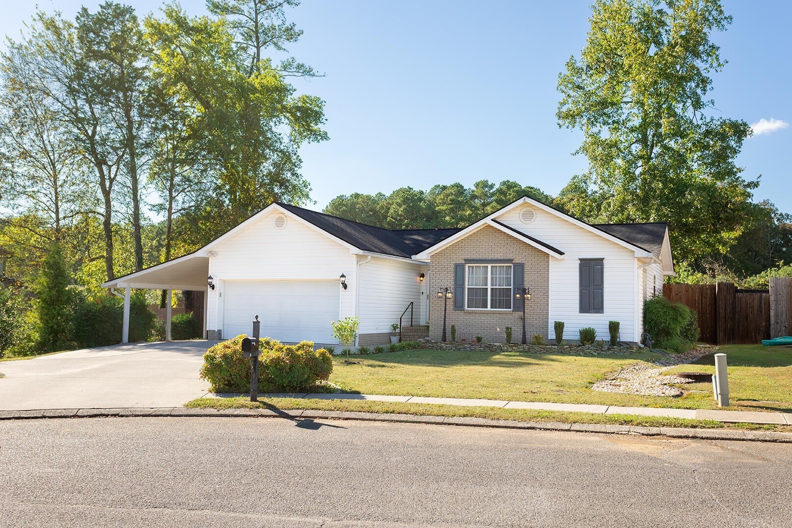 Photo of Listing #2968457