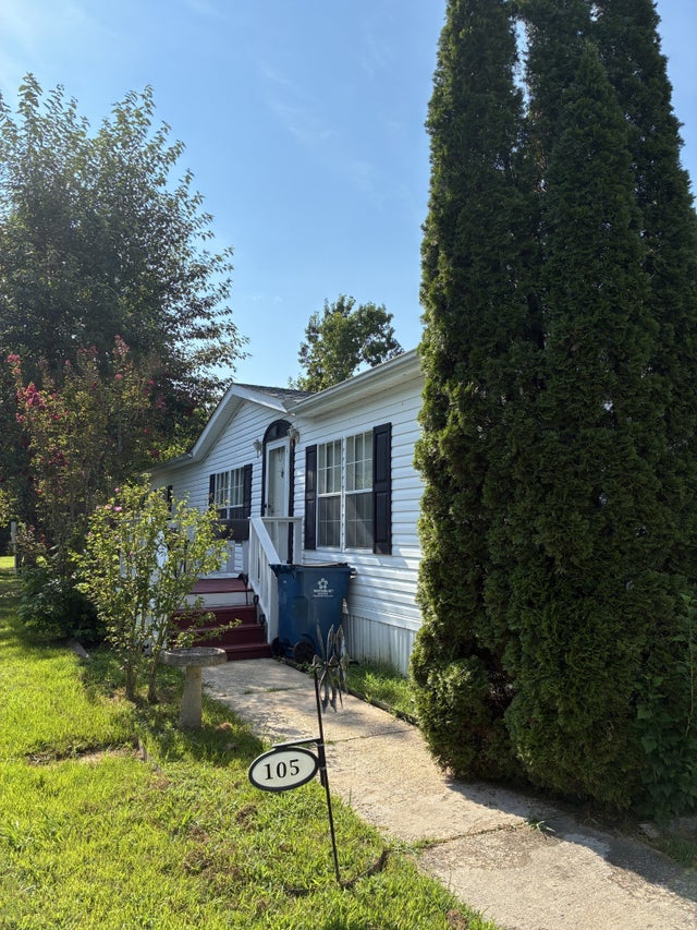 105 Indian Creek Dr, Paris