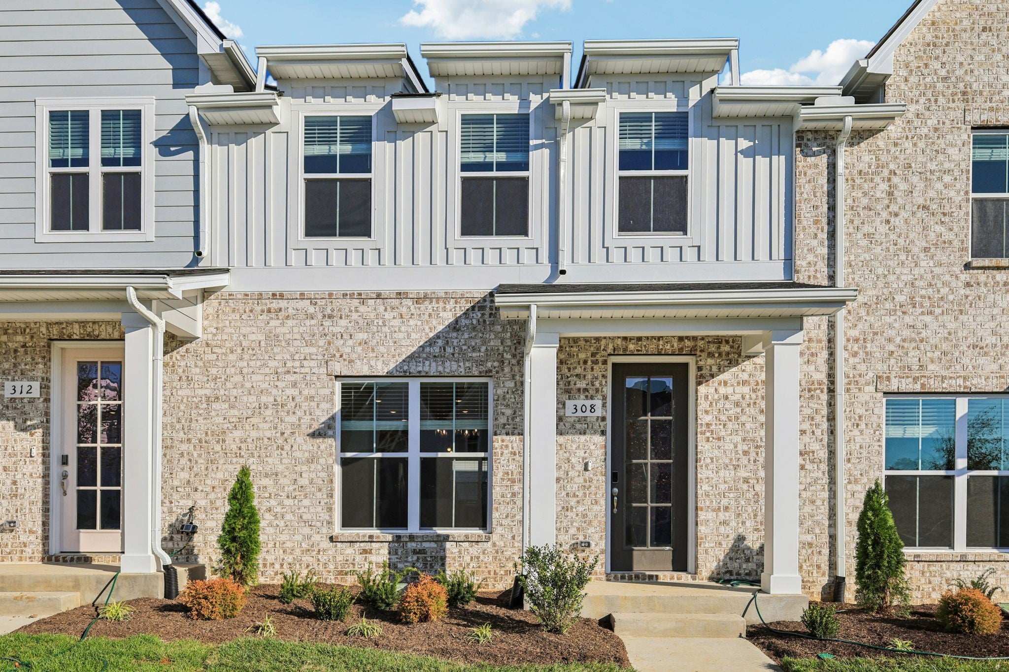 Photo of Listing #2969574