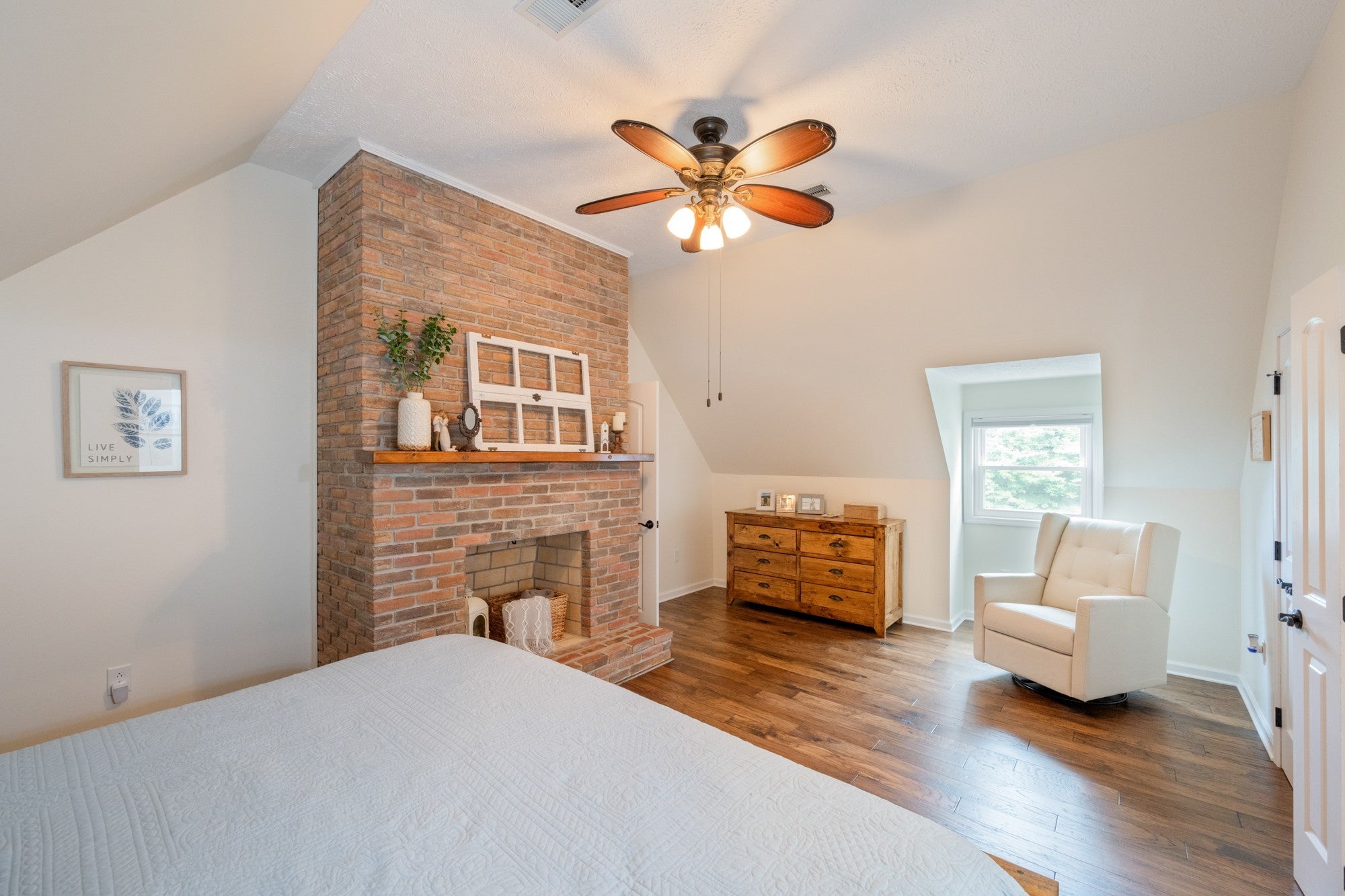 Photo of Listing #2969691