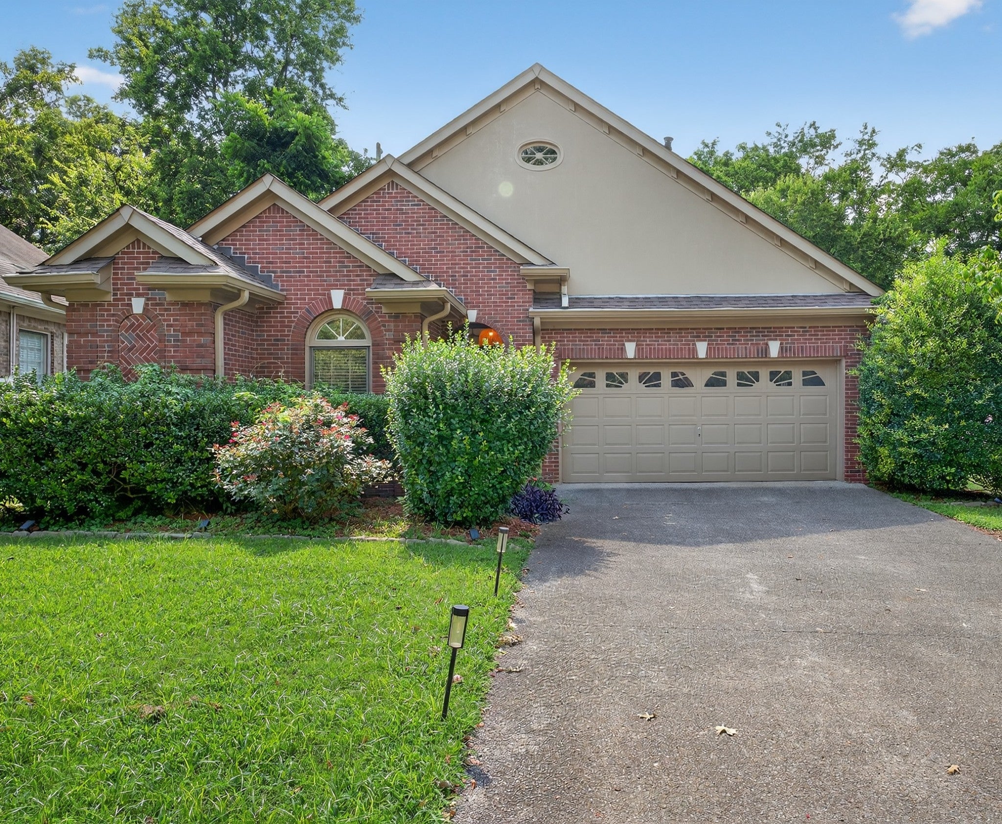 Photo of Listing #2969780
