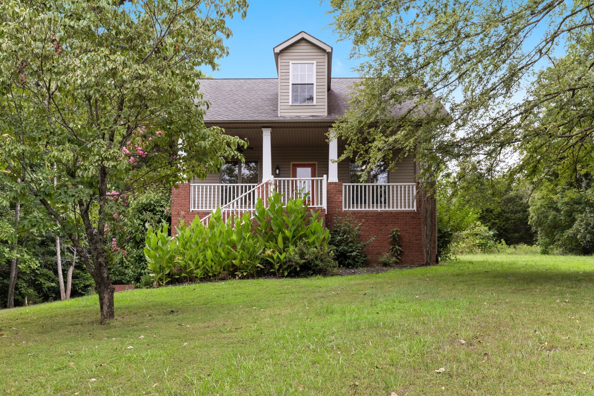 Photo of Listing #2969855