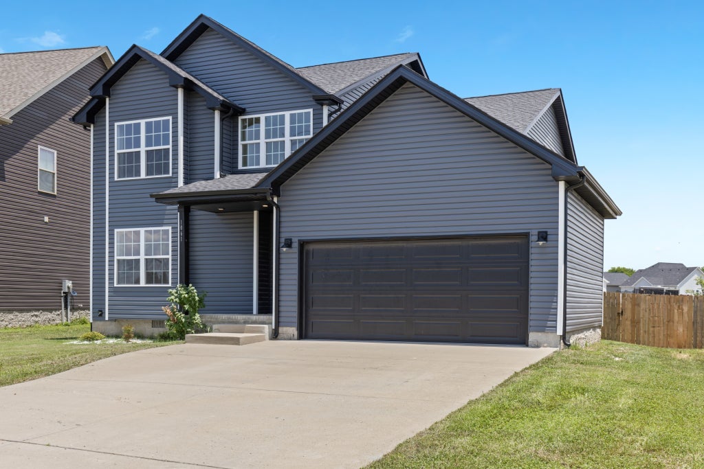 1061 Charles Thomas Dr, Clarksville