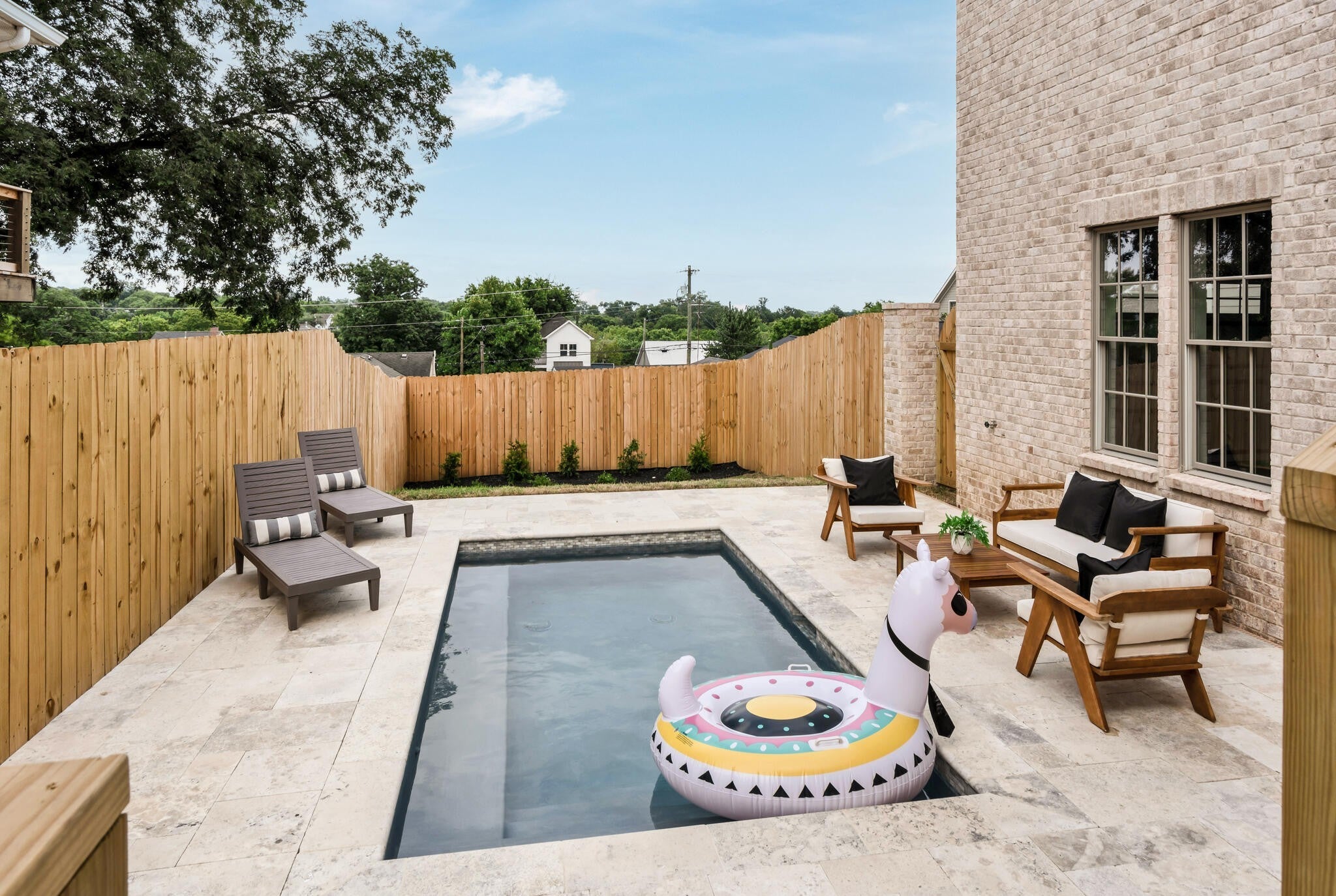 Photo of Listing #2970000