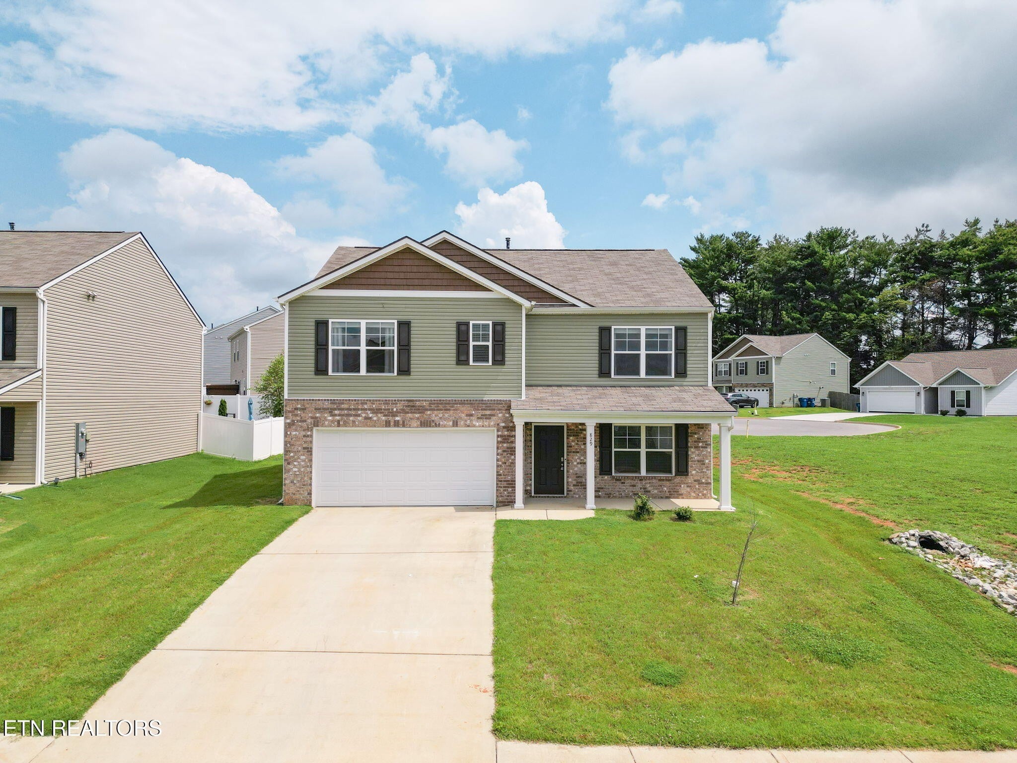 Photo of Listing #2970101