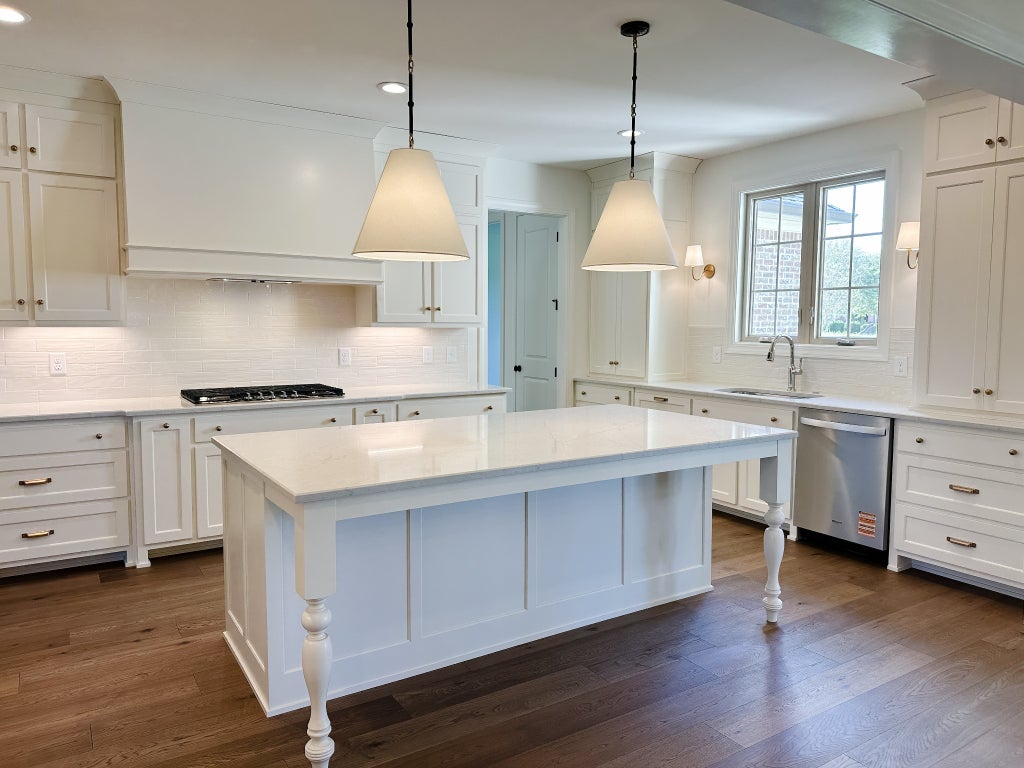 404 Bell Lake Rd, Gallatin